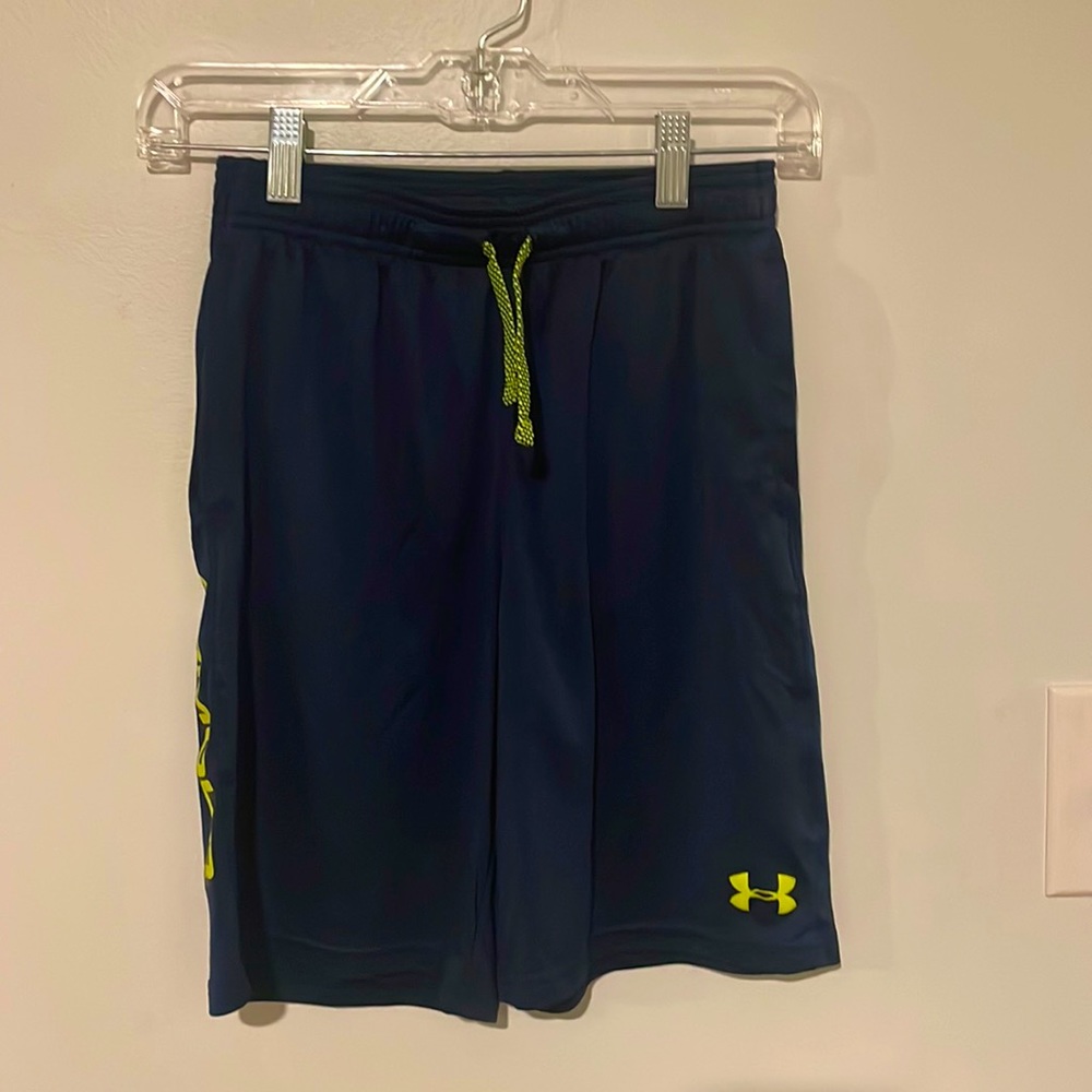 Boys Under Armour Shorts YLG Navy